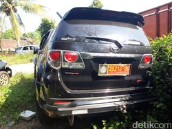 Video Penampakan Mobil Dinas Bakamla yang Kecelakaan di Tol Boyolali