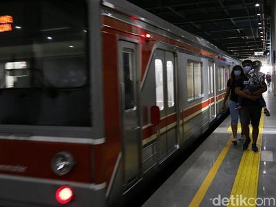 Stasiun BNI City Uji Coba Layani Naik Turun Penumpang KRL
