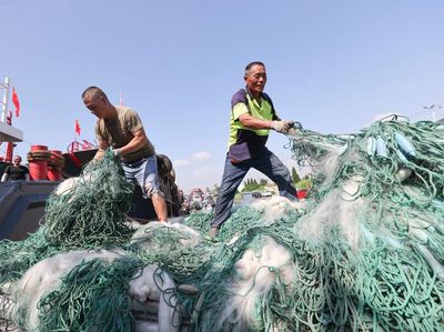 Ancang-ancang Nelayan China Jelang Musim Tangkap Ikan