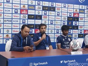Banyak Peluang Tapi Cuma 2-1, Pelatih Arema: Yang Penting Menang