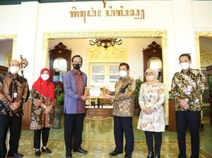 Gubernur DIY Dorong Realisasi Target Kepesertaan JKN Nasional 2024 Gubernur DIY Dorong Realisasi Target Kepesertaan JKN Nasional 2024