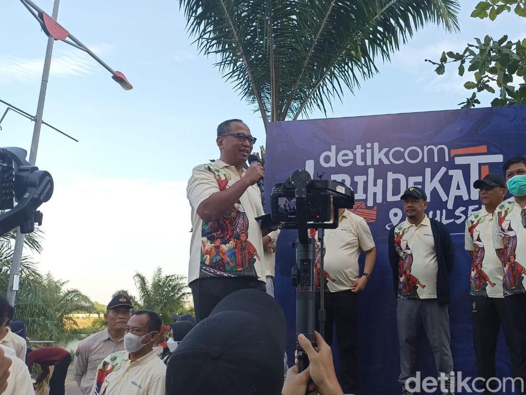 CEO detikNetwork Lepas 10.700 Peserta Jalan Sehat, Perkenalkan detikSulsel CEO detikNetwork Lepas 10.700 Peserta Jalan Sehat, Perkenalkan detikSulsel
