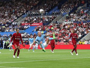 Butut di Community Shield, Haaland Kena Olok-olok