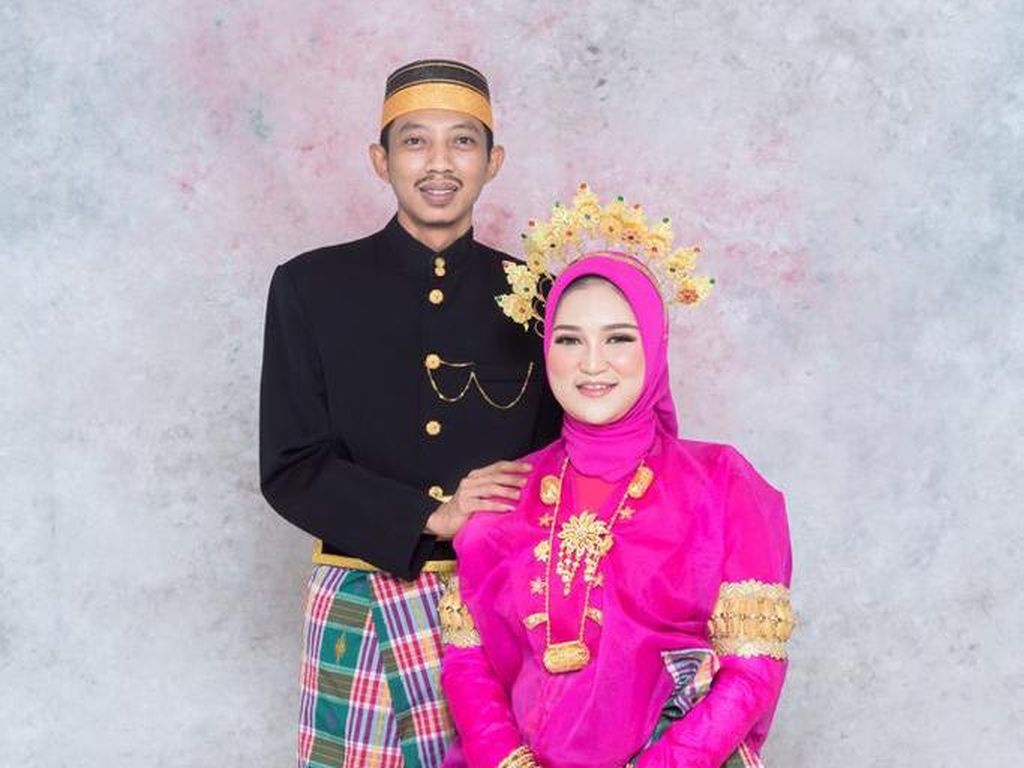 Fantastis! Gadis di Sulsel Dapat Panai Rp 5 M, Resepsi Hadirkan 7 Artis Fantastis! Gadis di Sulsel Dapat Panai Rp 5 M, Resepsi Hadirkan 7 Artis