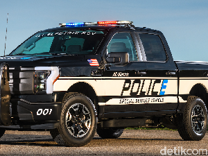 Sangar! Ford Luncurkan Pick-up Listrik untuk Mobil Dinas Polisi