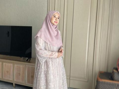 Serunya Momen Laudya Cynthia Bella Pesta BBQ hingga Jajan Kue