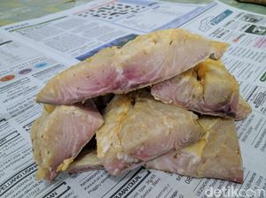 Mengintip Proses Pembuatan Ikan Asin Jambal Roti Pangandaran
