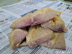 Mengintip Proses Pembuatan Ikan Asin Jambal Roti Pangandaran