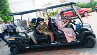 Kendaraan Shuttle Antar Jemput Tamu Resepsi Putri Anies Baswedan