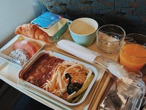 Nyamm! Ini 10 Potret Makanan di Maskapai Seluruh Dunia Nyamm! Ini 10 Potret Makanan di Maskapai Seluruh Dunia