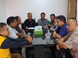 Ikhlas Belum Digaji, Ratusan PPPK Pemkab Serang Minta SK