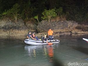 Bocah 11 Tahun Tenggelam di Sungai Grindulu Pacitan, Tim SAR Diterjunkan Bocah 11 Tahun Tenggelam di Sungai Grindulu Pacitan, Tim SAR Diterjunkan