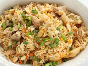 Resep Nasi Goreng Ayam Bumbu Korea yang Sedap Aromanya