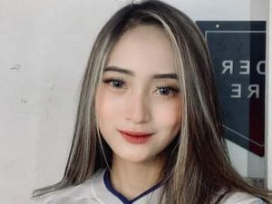 Persib Keok 1-3 dari MU, Bobotoh Geulis Subang Beri Kritik Pedas Persib Keok 1-3 dari MU, Bobotoh Geulis Subang Beri Kritik Pedas