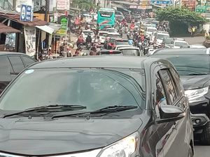 Lalin Kawasan Puncak Macet, One Way Arah Jakarta Diterapkan Siang Ini