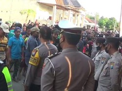 Polemik Gus Samsudin-Pesulap Merah hingga Warga Tuntut Padepokan Ditutup
