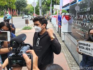 Aksi Lempar Botol Pipis ke Kantor Kominfo Batal, Kenapa?