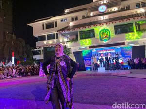 Catwalk di Balai Kota Fashion Week, Pejabat Pemkot Medan Adu Outfit