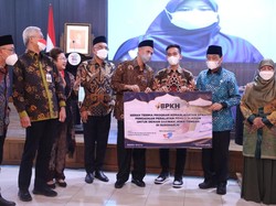 Kuota Haji Jateng Bertambah, Ganjar Rencanakan Bangun Asrama Baru