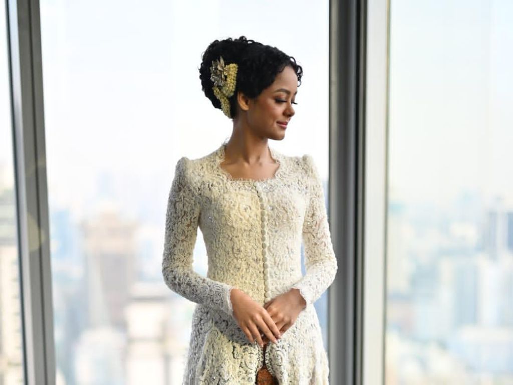 Detail Kebaya Pengantin Mutiara Baswedan Diungkap Desainer Didiet Maulana Detail Kebaya Pengantin Mutiara Baswedan Diungkap Desainer Didiet Maulana