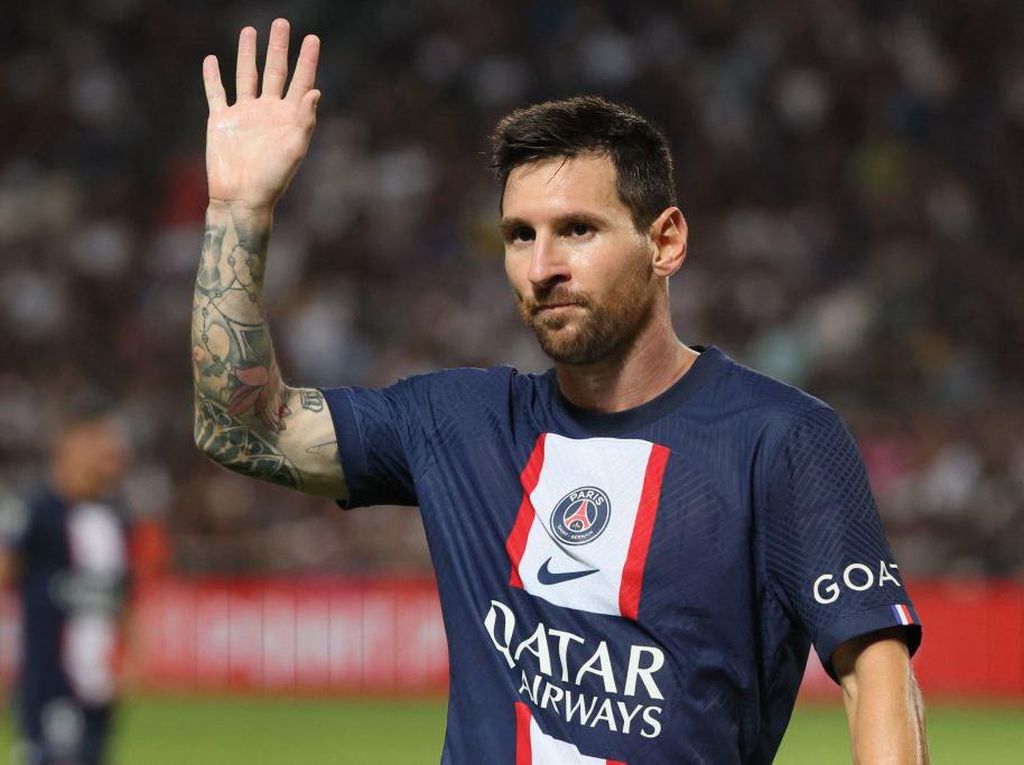 So Sweet! Messi Lakukan Ini Saat Fans Cilik Ditarik Security So Sweet! Messi Lakukan Ini Saat Fans Cilik Ditarik Security