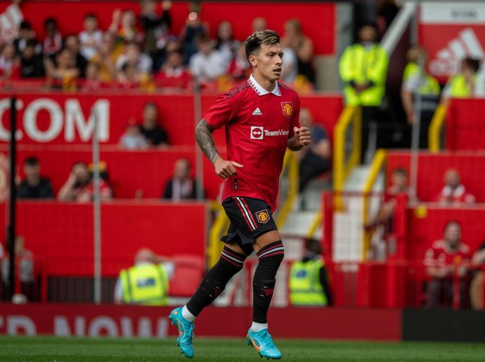 MANCHESTER, ENGLAND - JULY 31: Lisandro Martinez of Manchester United in action during the pre-season friendly match between Manchester United and Rayo Vallecano at Old Trafford on July 31, 2022 in Manchester, England. (Photo by Ash Donelon/Manchester United via Getty Images)