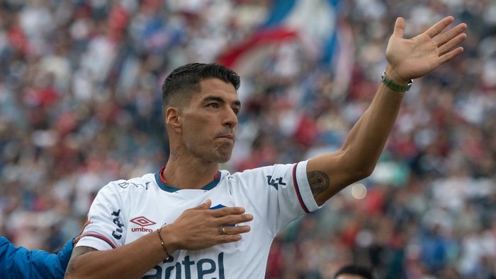 31 July 2022, Uruguay, Montevideo: Luis Suarez during his presentation on the occasion of his return to Club Nacional de Fútbol. Photo: Gianni Schiaffarino/dpa (Photo by Gianni Schiaffarino/picture alliance via Getty Images)
