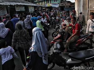 Macet Fashion Week di Jalan Raya Citayam saat Jam Pulang Kerja