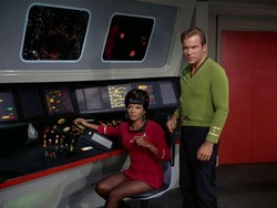Nichelle Nichols Bintang Star Trek Meninggal Dunia