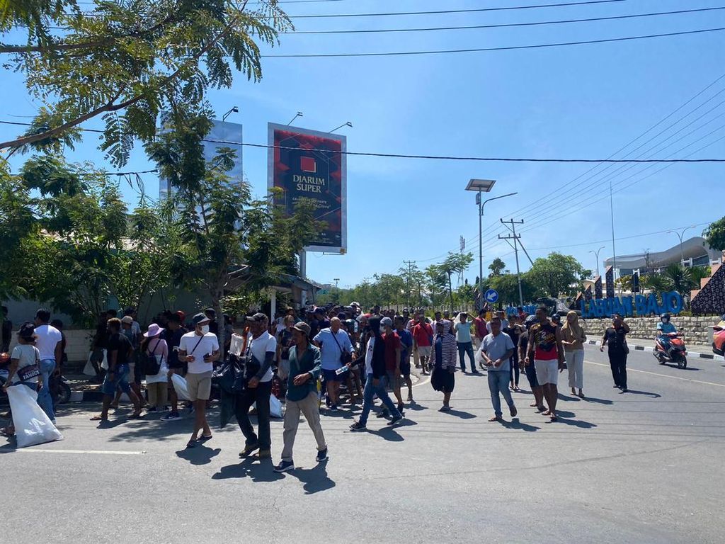 Alasan Polisi Tetapkan 1 Tersangka Demo Ricuh Tiket Mahal TN Komodo Alasan Polisi Tetapkan 1 Tersangka Demo Ricuh Tiket Mahal TN Komodo