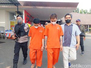 Ngaku Polisi, Penjual Aksesori di Tangkuban Perahu Rampas HP ABG