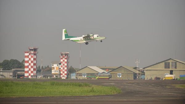Foto Pesawat NC212i Buatan Bandung yang Dikirim ke Thailand