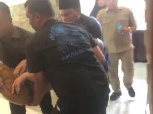 Plt Kadis Pendidikan Tanjungbalai Meninggal Dunia saat Hadiri RDP Plt Kadis Pendidikan Tanjungbalai Meninggal Dunia saat Hadiri RDP