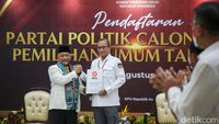 Potret PKS Daftar Pemilu 2024 ke KPU, Targetkan 15% Kursi DPR RI