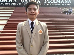 Pria Asal Pekanbaru Jadi Mahasiswa Termuda di UGM, Masih 15 Tahun