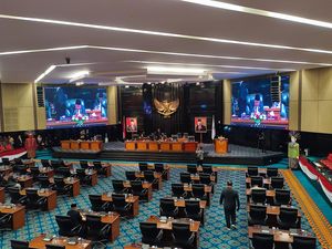 Saat Perilaku LGBT di CFW Disorot Anggota DPRD Saat Perilaku LGBT di CFW Disorot Anggota DPRD