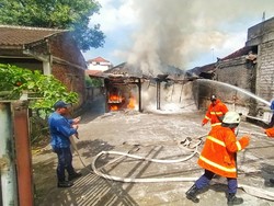Eks Warung Makan di Jalan Udayana Jembrana Ludes Terbakar