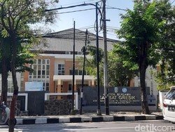 Material STNK di Gresik Kosong Hingga 6 Bulan ke Depan