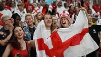 Masyarakat sepakbola Inggris akhirnya bisa berpesta juara juga setelah terakhir melihat timnasnya juara Piala Dunia 1966. Pada Euro 2020, The Three Lions takluk dalam drama adu penalti kontra Italia. (Dylan Martinez/Reuters)