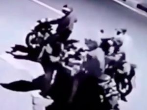 Viral Komplotan Begal Rebut Motor Pedagang Ayam di Pulogadung Jaktim