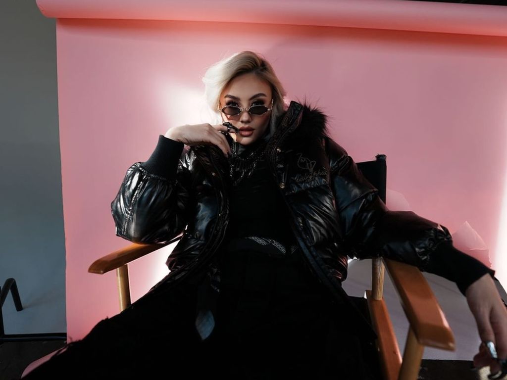 Bestie! Agnez Mo Bagikan Momen Akrab dengan Justin Timberlake Bestie! Agnez Mo Bagikan Momen Akrab dengan Justin Timberlake