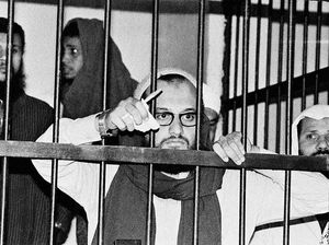 Sosok Ayman al-Zawahiri, Pemimpin Al-Qaeda yang Tewas Kena Drone AS