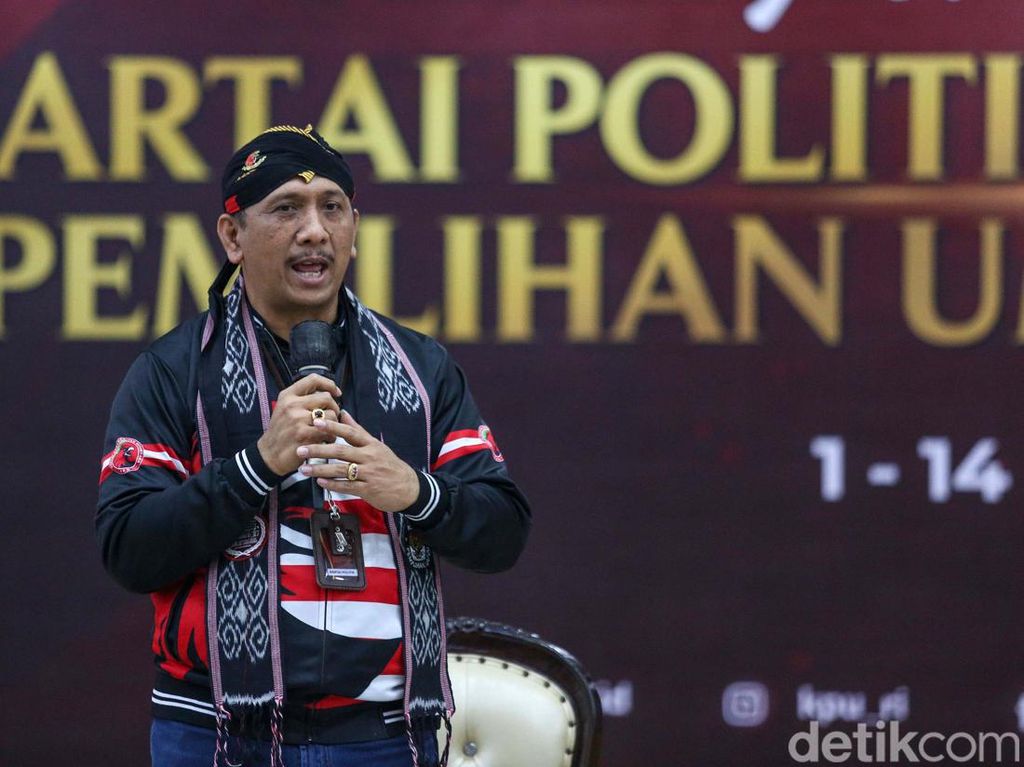 MK Kubur Mimpi Parpol Non-Senayan Usung Capres