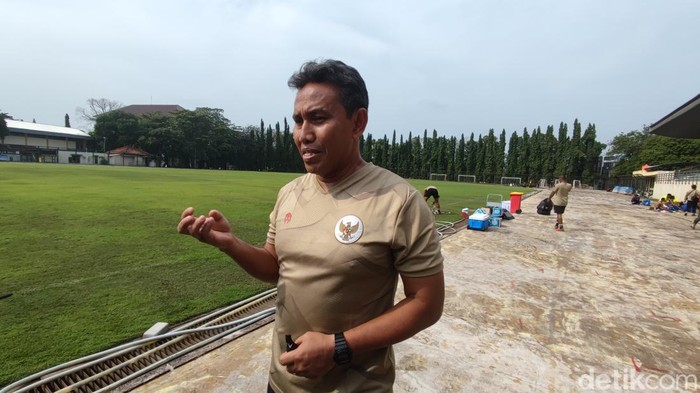 Pelatih timnas Indonesia U-16 Bima Sakti Tukiman.
