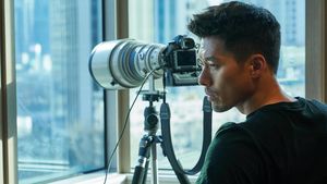 Aksi Hyun Bin Jadi Detektif Korut di Confidential Assignment 2