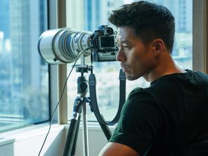 Aksi Hyun Bin Jadi Detektif Korut di Confidential Assignment 2 Aksi Hyun Bin Jadi Detektif Korut di Confidential Assignment 2