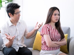 Ramalan Asmara Zodiak Hari Ini 2 Januari 2024, Cancer Harus Jujur