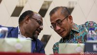 Ketua Majelis Rakyat Papua Datangi KPU, Ada Apa?