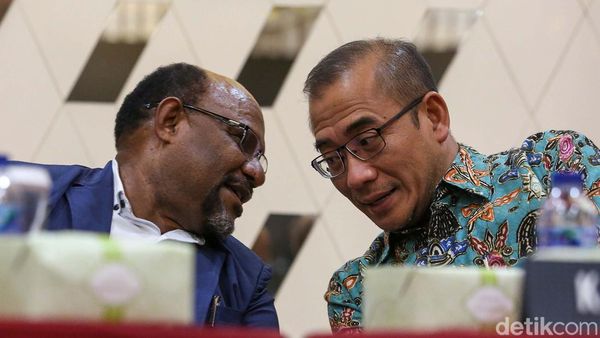 Ketua Majelis Rakyat Papua Datangi KPU, Ada Apa?