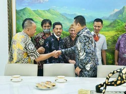 Ketua MPR Dorong Optimalisasi Dana Desa untuk Kesejahteraan Warga Desa Ketua MPR Dorong Optimalisasi Dana Desa untuk Kesejahteraan Warga Desa